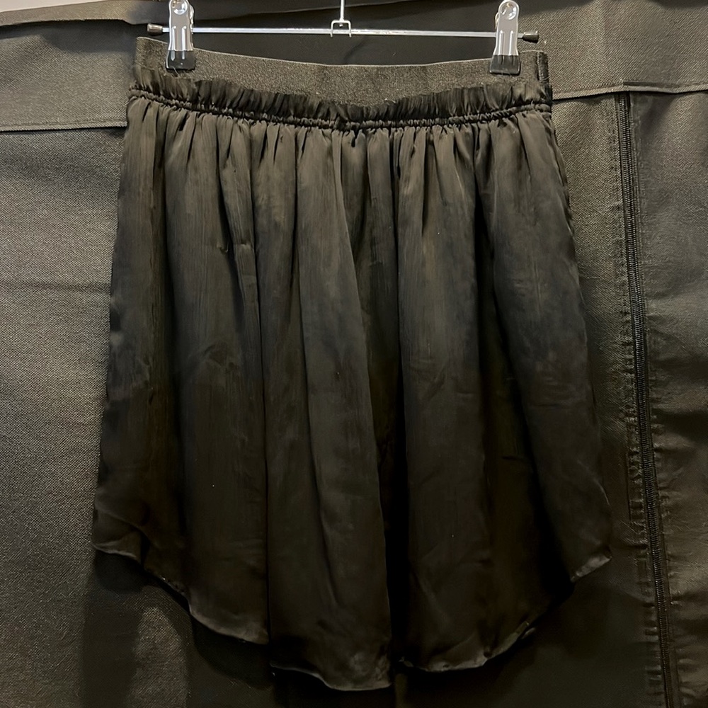 Aritzia asymmetrical flowy skirt - black